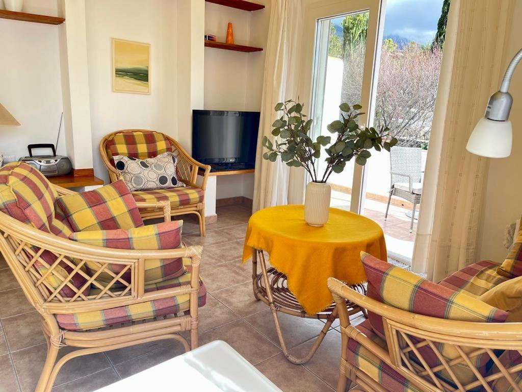 Casa Mira, Ruhiger Bungalow In Las Norias Los Llanos De Aridane Eksteriør billede